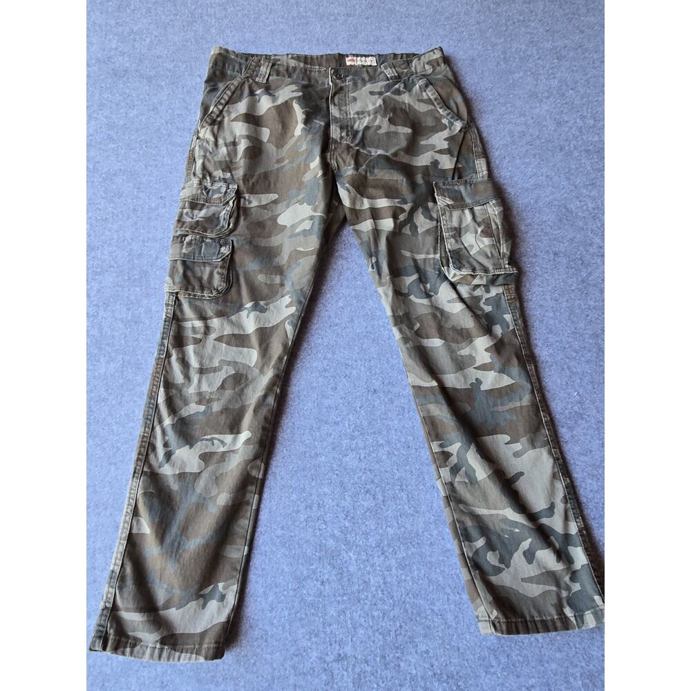 Wrangler Cargo Pants Men's 35x30 Camo Regular Taper Utility Hunting Outdoor
